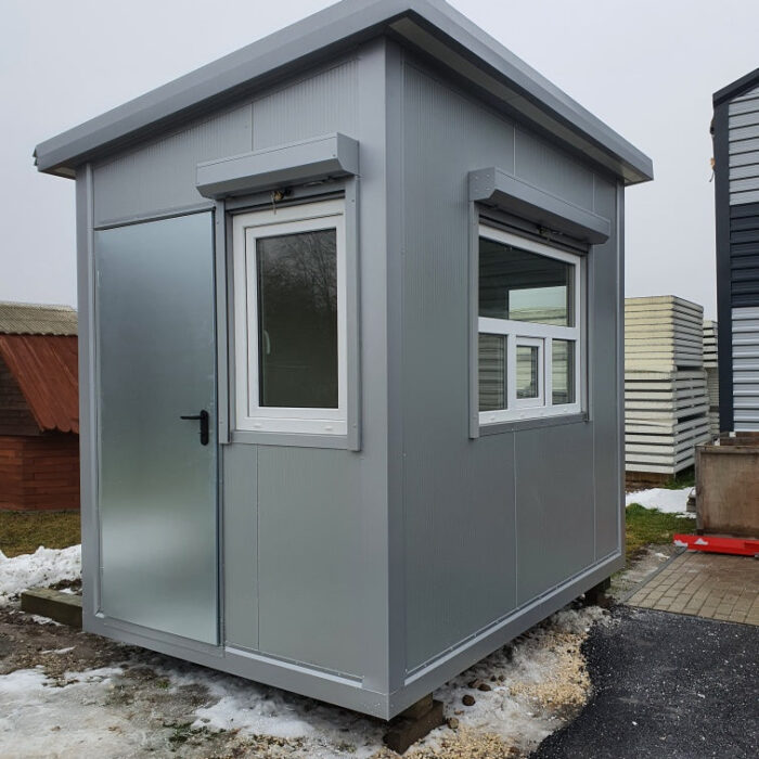 CASETA DE ENTRADA 3 X 2 M